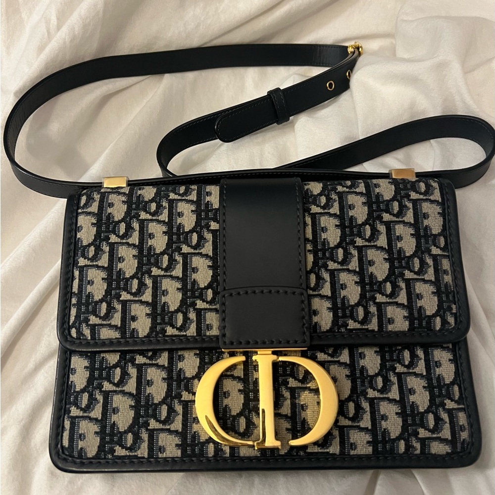 2⃣️3️⃣0⃣️0⃣️Dior 30 montaigne bag Blue Dior Oblique Jacquard